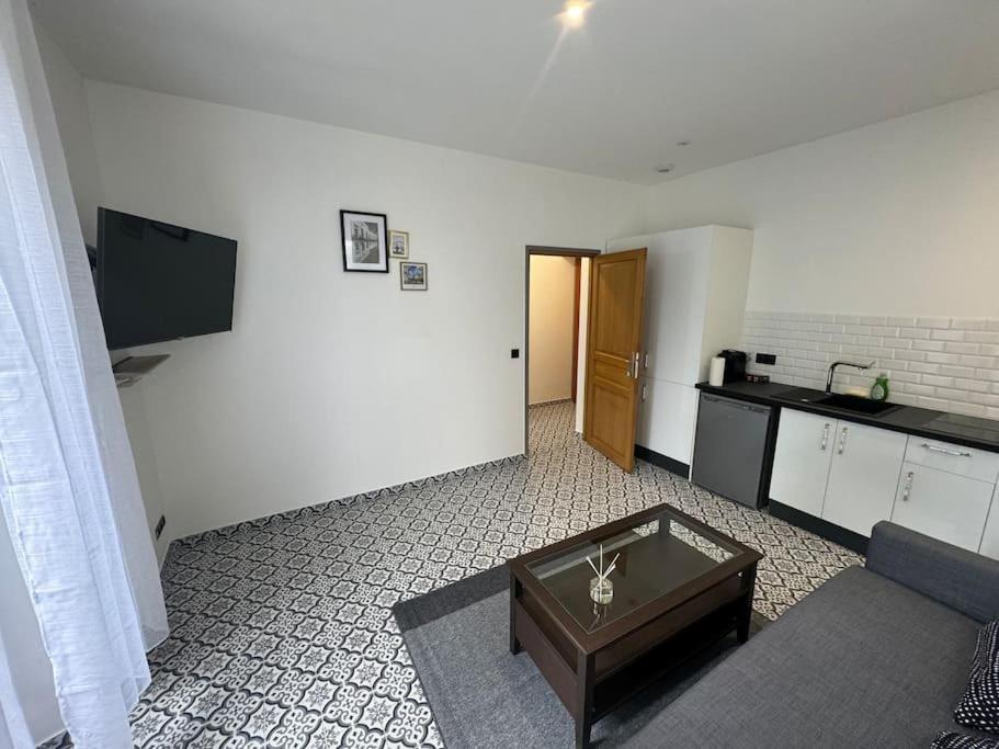 L'Etoile De Seine 77 Appartement 5 Dammarie-les-Lys Exterior photo